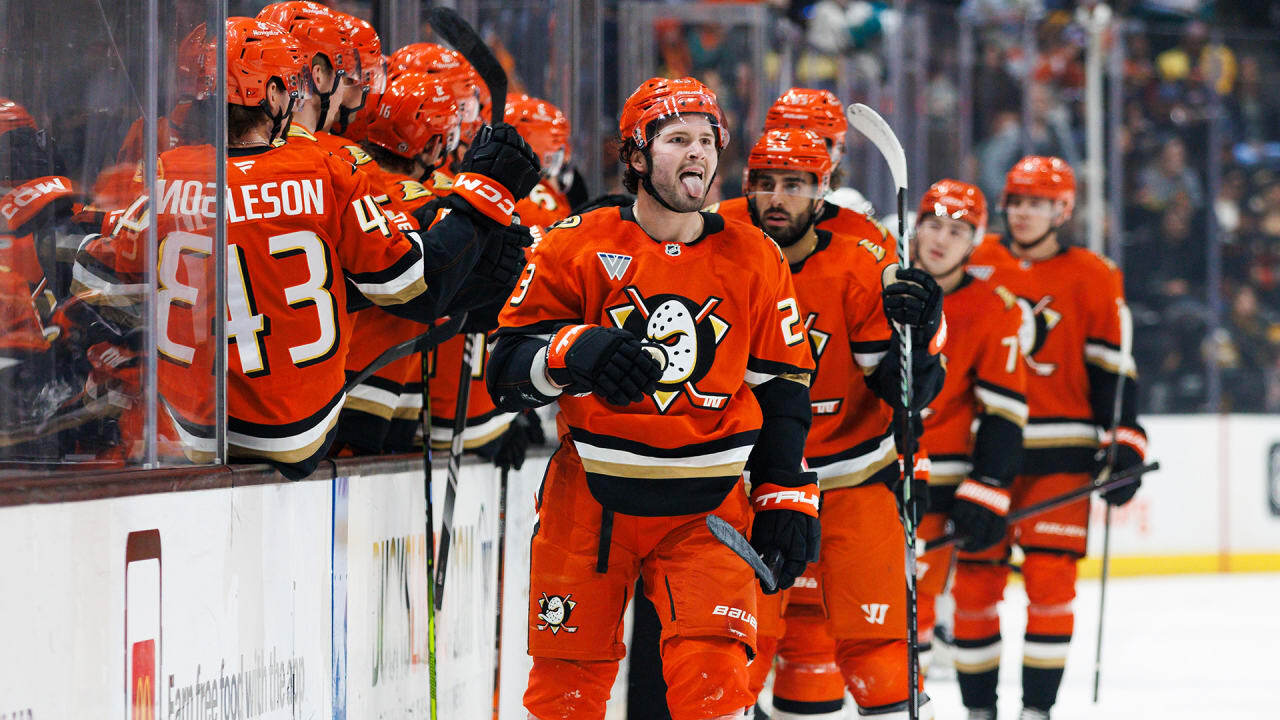 McTavish, Killorn Shine as Ducks Break 4-Game Losing Streak Against Penguins McTavish, Killorn Shine as Ducks Break 4-Game Losing Streak Against Penguins
